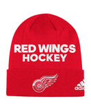 DETROIT RED WINGS ADIDAS LOCKER ROOM CUFFED BEANIE - Detroit-Red-Wings-Adidas-SR-Locker-Room-Cuffed-Beanie-Front