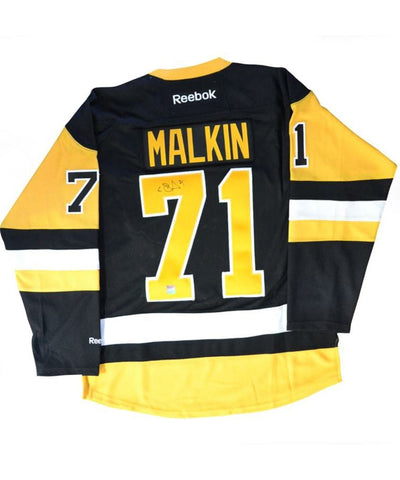 EVGENI MALKIN PITTSBURGH PENGUINS FRAMEWORTH AUTHENTIC SIGNED JERSEY - Evgeni-Malkin-Pittsburgh-Penguins-Frameworth-Signed-Hockey-Jersey-min